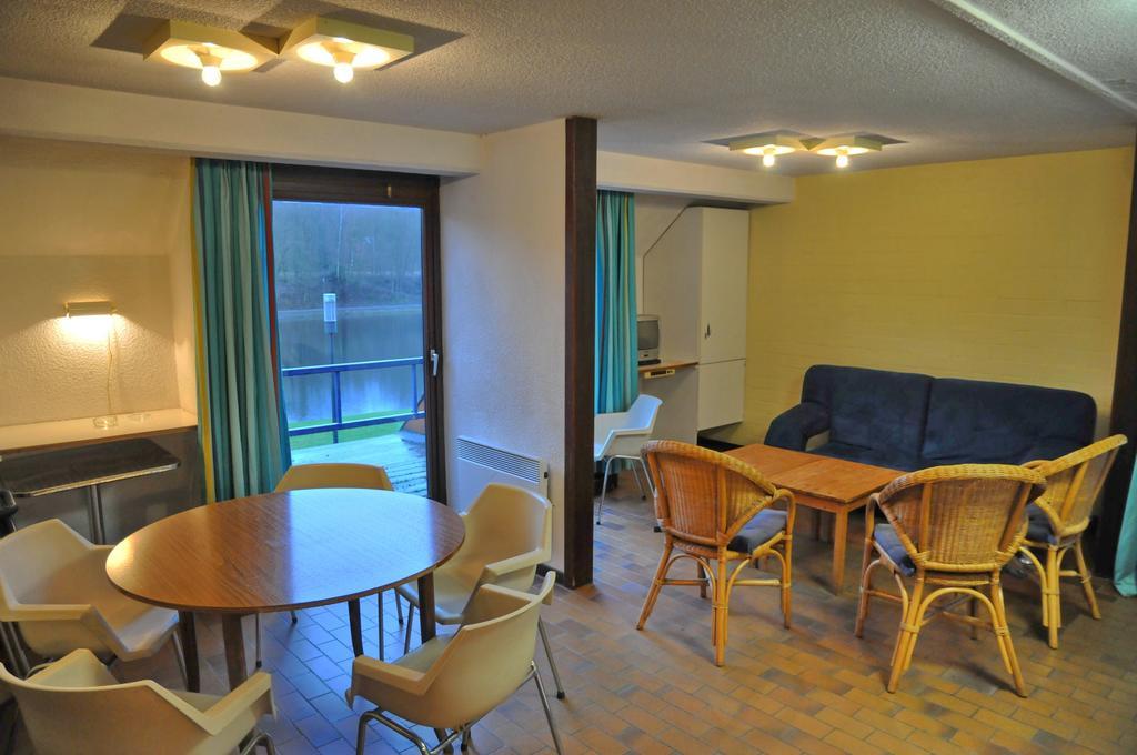 Les Doyards Hotel Vielsalm Habitación foto